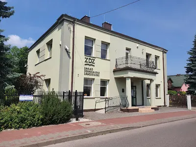 Centrum Kształcenia Zawodowego ZDZ - Kursy i Szkolenia w Ostrowcu Św.